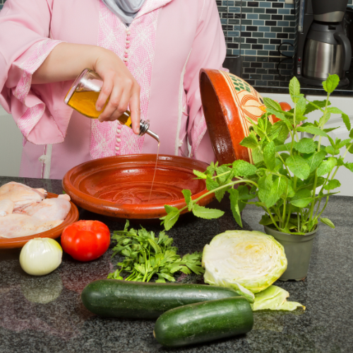 cours de cuisine tajine couscous batbout msemen harira au riad tifawt médina de marrakech maroc