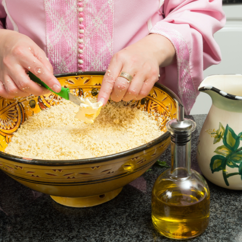 cours de cuisine tajine couscous batbout msemen harira au riad tifawt médina de marrakech maroc